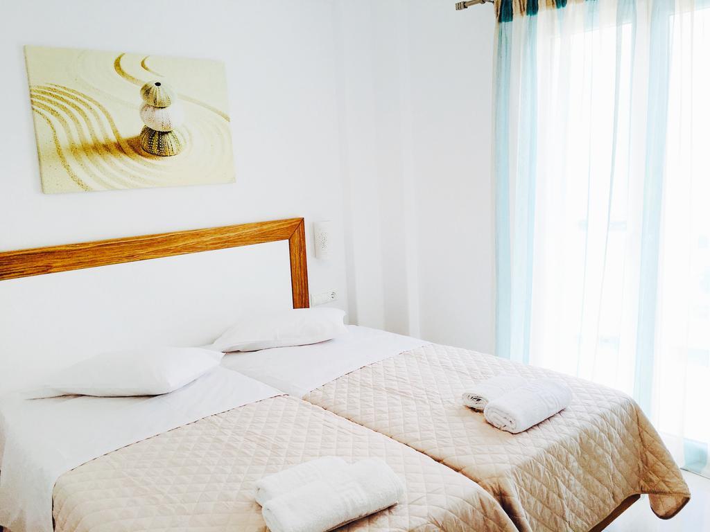 Eleftheria Luxury Suites Mykonos Town Bagian luar foto