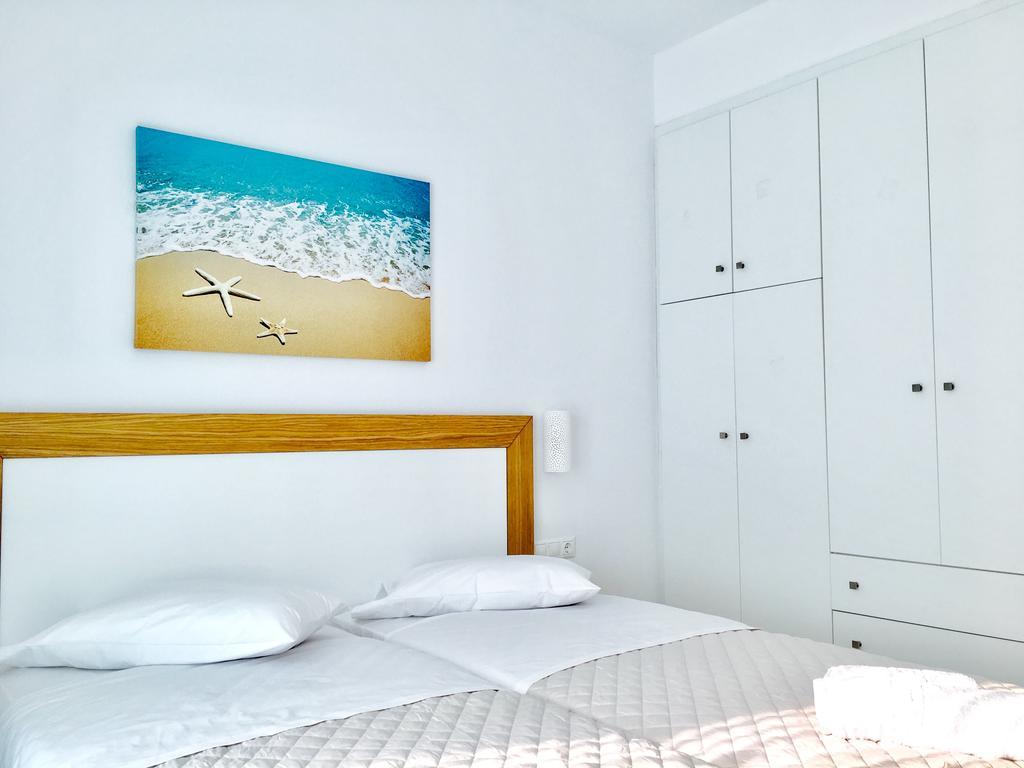 Eleftheria Luxury Suites Mykonos Town Bagian luar foto
